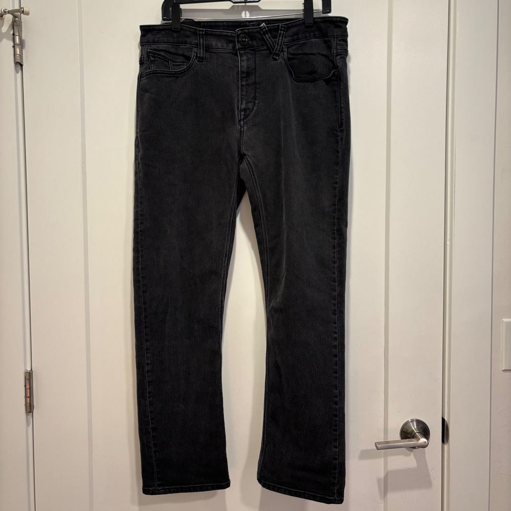Volcom Solver Modern Straight Jeans Mens 34 Faded Black Denim Pants 6/19